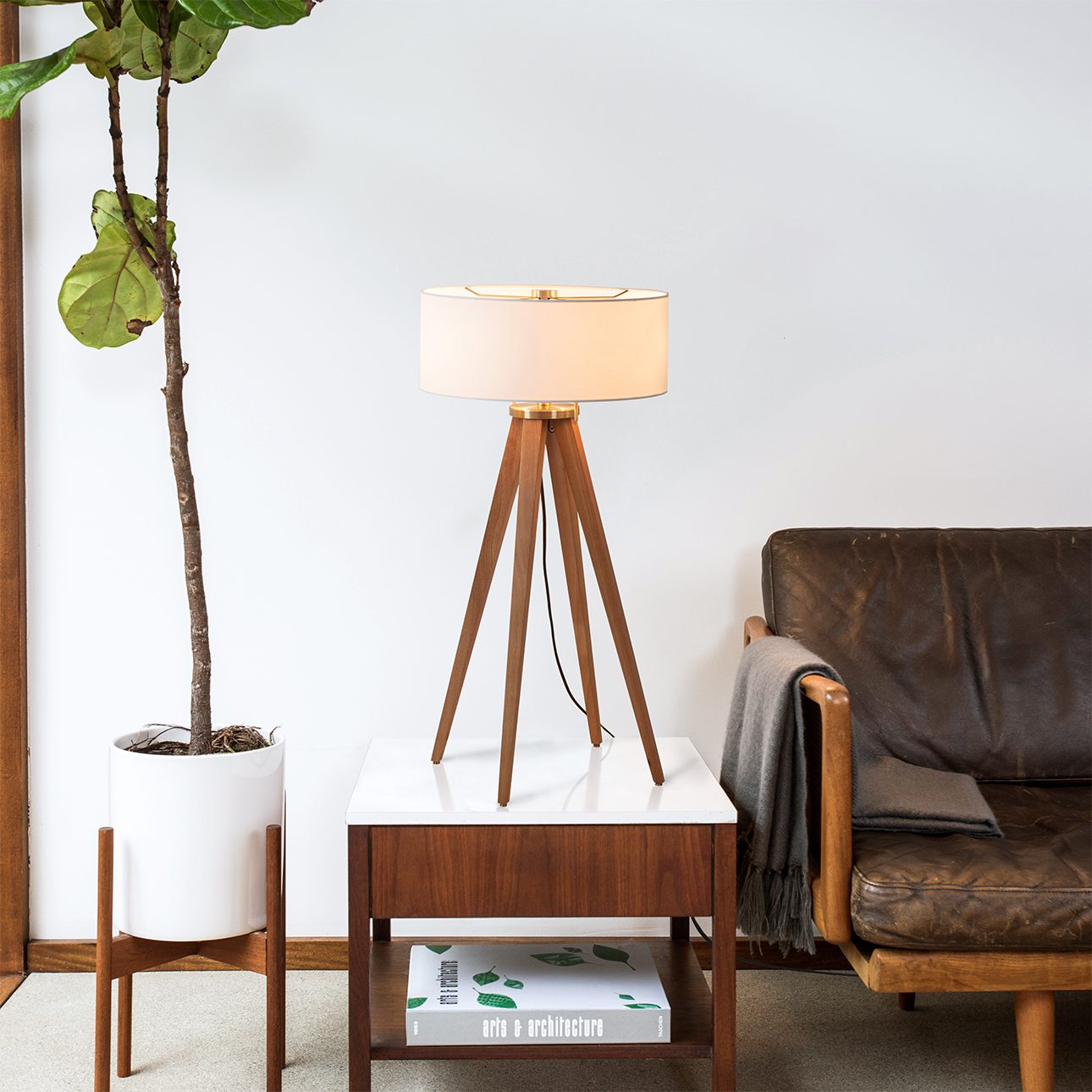 Quattro Table Lamp in Natural Ash and Weathered Brass with White Linen Shade